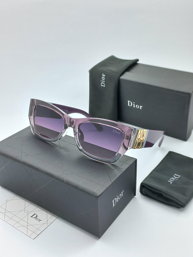 عینک آفتابی زنانه دیور w90225 | «با دیور، به نگاهت ظرافت و درخشش هدیه کن. 🕶️»