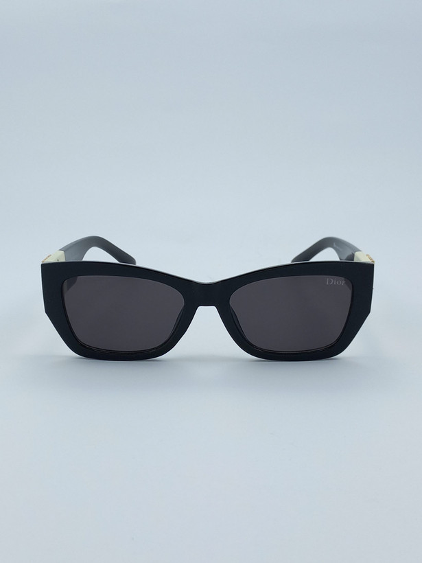 عینک آفتابی زنانه دیور w90225 | «با دیور، به نگاهت ظرافت و درخشش هدیه کن. 🕶️»